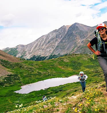 big agnes rucksack zwei frauen sind wandern in den bergen