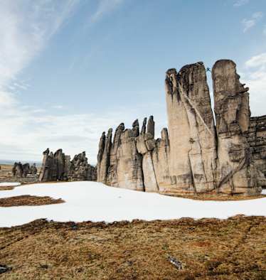 Unbekanntes Land und ungewisser Fels: eine Kletterexpeditionen der besonderen Art