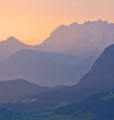 Der Wilde Kaiser in Tirol im Morgenlicht
