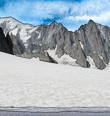 Zwei Personen machen sich auf den Weg in die Berge.