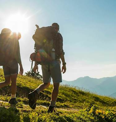 Wanderer in den Tannheimer Bergen in Tirol