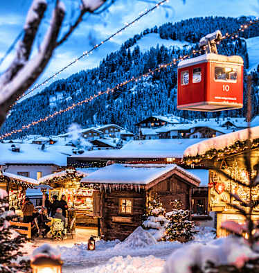 Weihnachtsdorf in Wolkenstein, Südtirol.