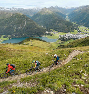 Hoch über dem Davoser See