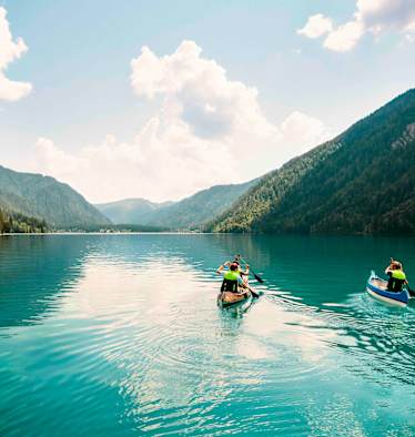 Das Ostufer des Weissensees ist besonders ruhig.