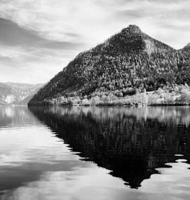Der Grundlsee: Mystik und Schönheit umgibt den malerischen Or im Salzkammergut.