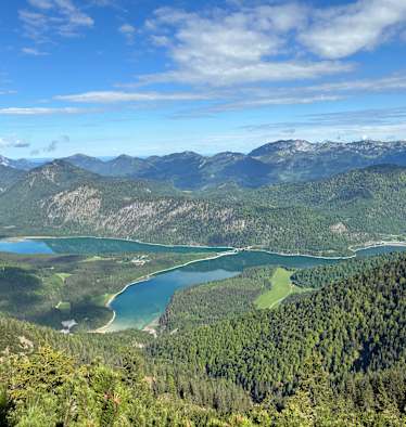 Blick auf den Silvensteinsee im Karwendel