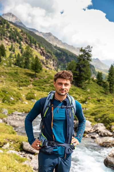 Lukas kam auch über Ramona zum Cover-Shooting