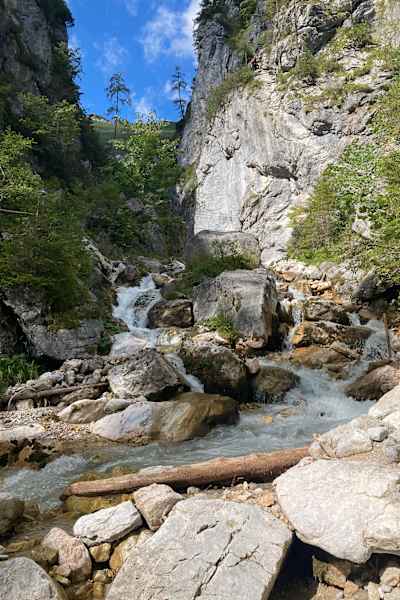 Zustieg zum Klettersteig in der Silberkarklamm