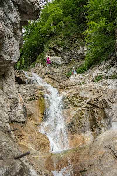 Bergsteigerin in der Rotschitza-Klamm