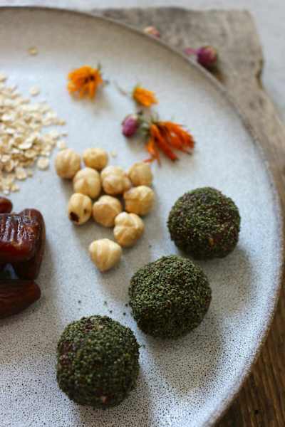 Energyballs mit Grundzutaten