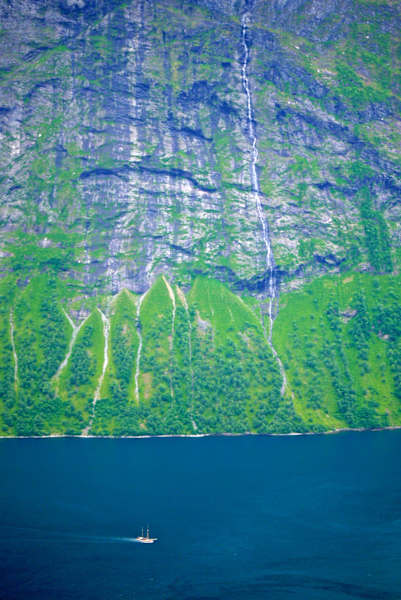 Wandern Klettersteig Fjord Norwegen Bergwelten