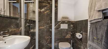 Bergparadies Badezimmer