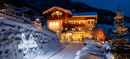Hotel Dorfer Aussen Winter