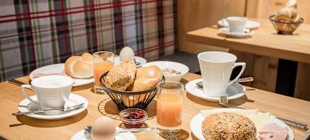 HausEnzian-Fruestueck