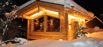 Ferienhotel Unterellmau Huette Winter