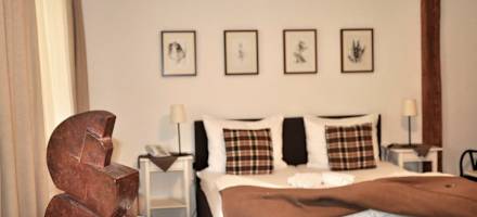 Hotel Badl Kuenstlerzimmer Franz Poehacker