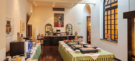 Hotel Café Central Frühstücksbuffet
