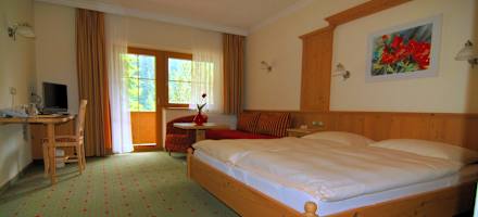 Hotel-Garni-Forelle-Zimmer1
