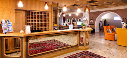 Hotel Latini Rezeption