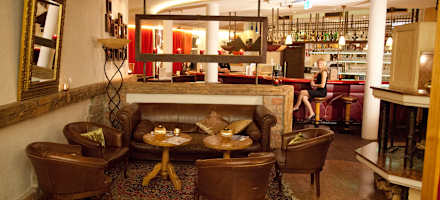 Hotel Latini UNO Bar