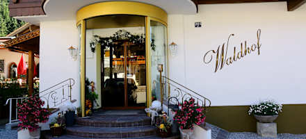Hotel Waldhof Eingangsbereich