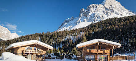 Chalet Resort LaPosch Außenansicht Winter