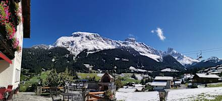 Landhotel-Dolomitenhof-Ausblick