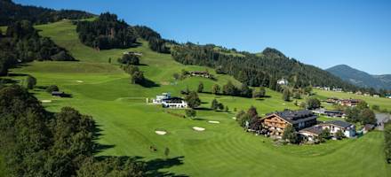 Rasmushof Sommer Luftaufnahme