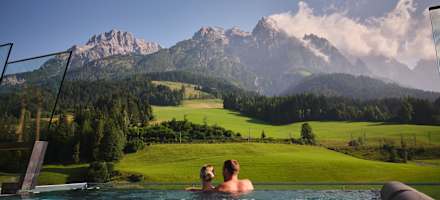Salzburgerhof Wellness Infinity Pool