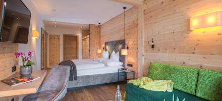 Bienenalm - Waldhaus & Ferienstadl