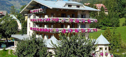 Hotel Völserhof Aussen Sommer