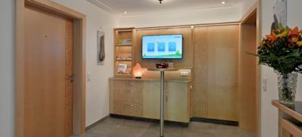 Hotel Garni Tirol Eingangsbereich