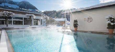 Alm- & Wellnesshotel Alpenhof
