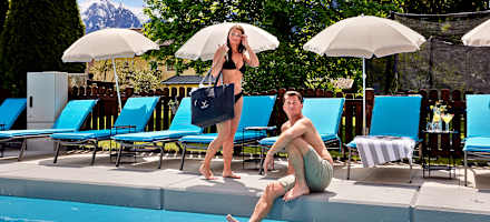 Hotel Sonnblick Kaprun Schirme_Pool