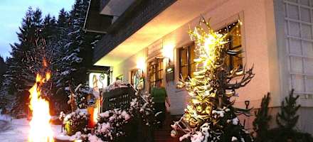 zur-Klause-Aussen-Winter-1