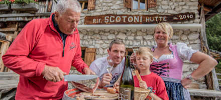 Gastlichkeit der Scotonihütte