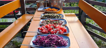 Jausenzeit auf der Grawandhütte