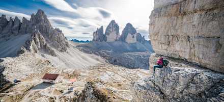 Drei Zinnen mit Drei-Zinnen-Hütte