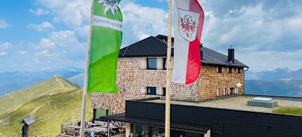 Die Sillianer Hütte am Karnischen Hauptkamm