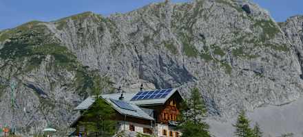 Laufener Hütte mit Terrasse 