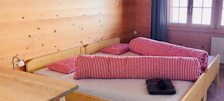 Berghaus Elsigenalp - Doppelzimmer im Neubau