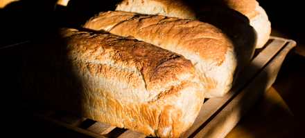 Selbst gemachtes Brot auf der Fornohütte