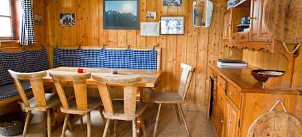 Die gemütliche Stube der Gründhütte