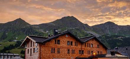 Das Haus Obertauern liegt im gleichnamigen Ort im Salzburger Lungau