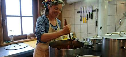 Heidi, die Hüttenwirtin