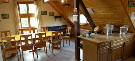 Die Innenräume der Wiedenbachhütte.