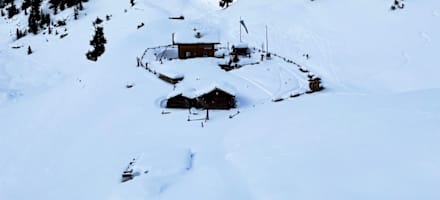 Die Rossalm in den Pragser Dolomiten wird im Winter gerne von Skitourengehern und Schneeschuhwbanderern besucht.
