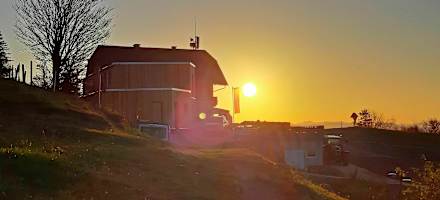 Das Schobersteinhaus bei Sonnenaufgang