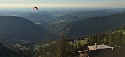 Gleitschirmfliegen am Staufner Haus