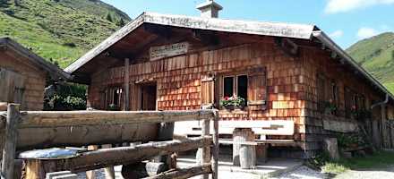 Die Steineralm im Sommer